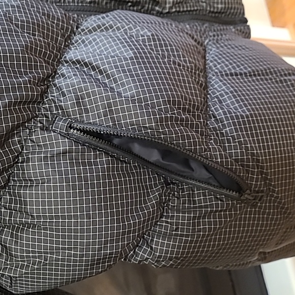 NIKE WOMENS WINDPUFFER BLACK GRID THERMA-FIT PADDED JACKET SIZE LARGE NWT - Picture 5 of 16